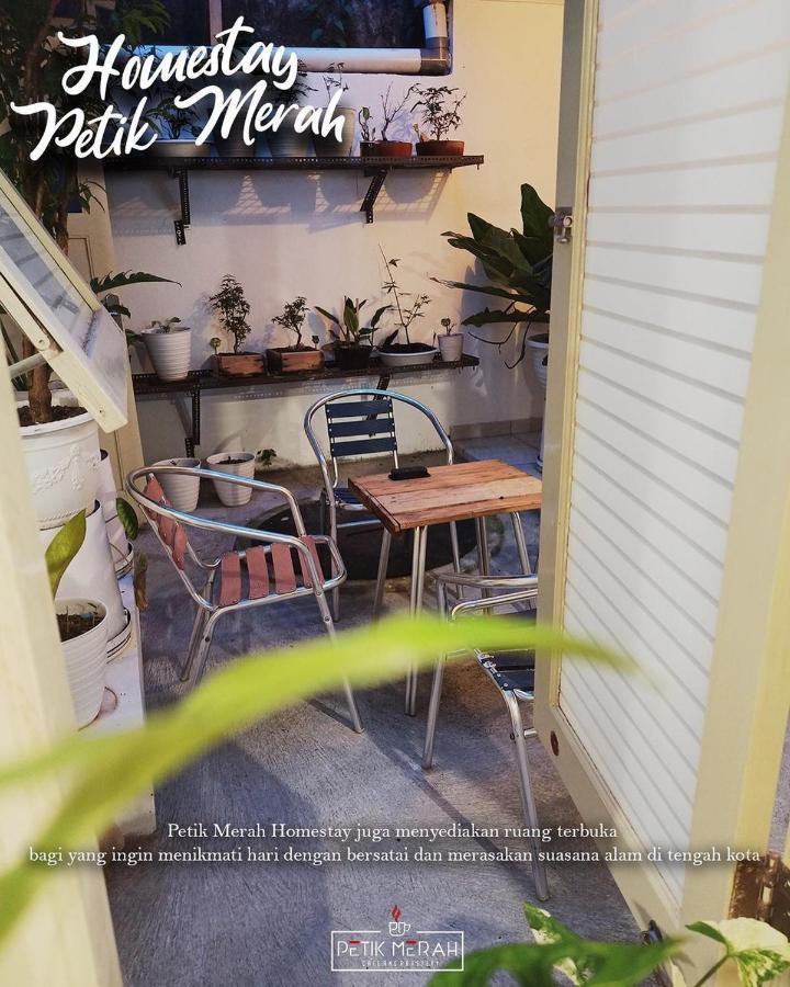 Petik Merah Homestay Pakualaman Екстер'єр фото