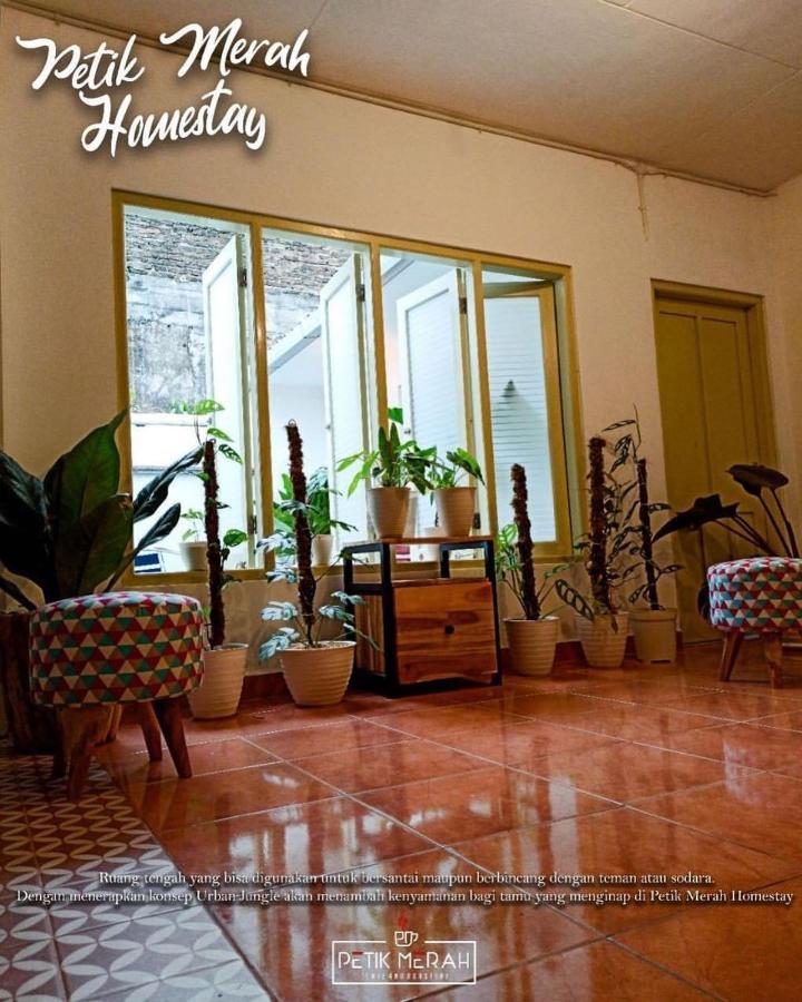 Petik Merah Homestay Pakualaman Екстер'єр фото